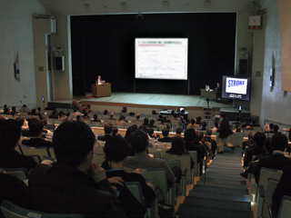 医療講演会　会場シーン　引きでの会場風景の撮影